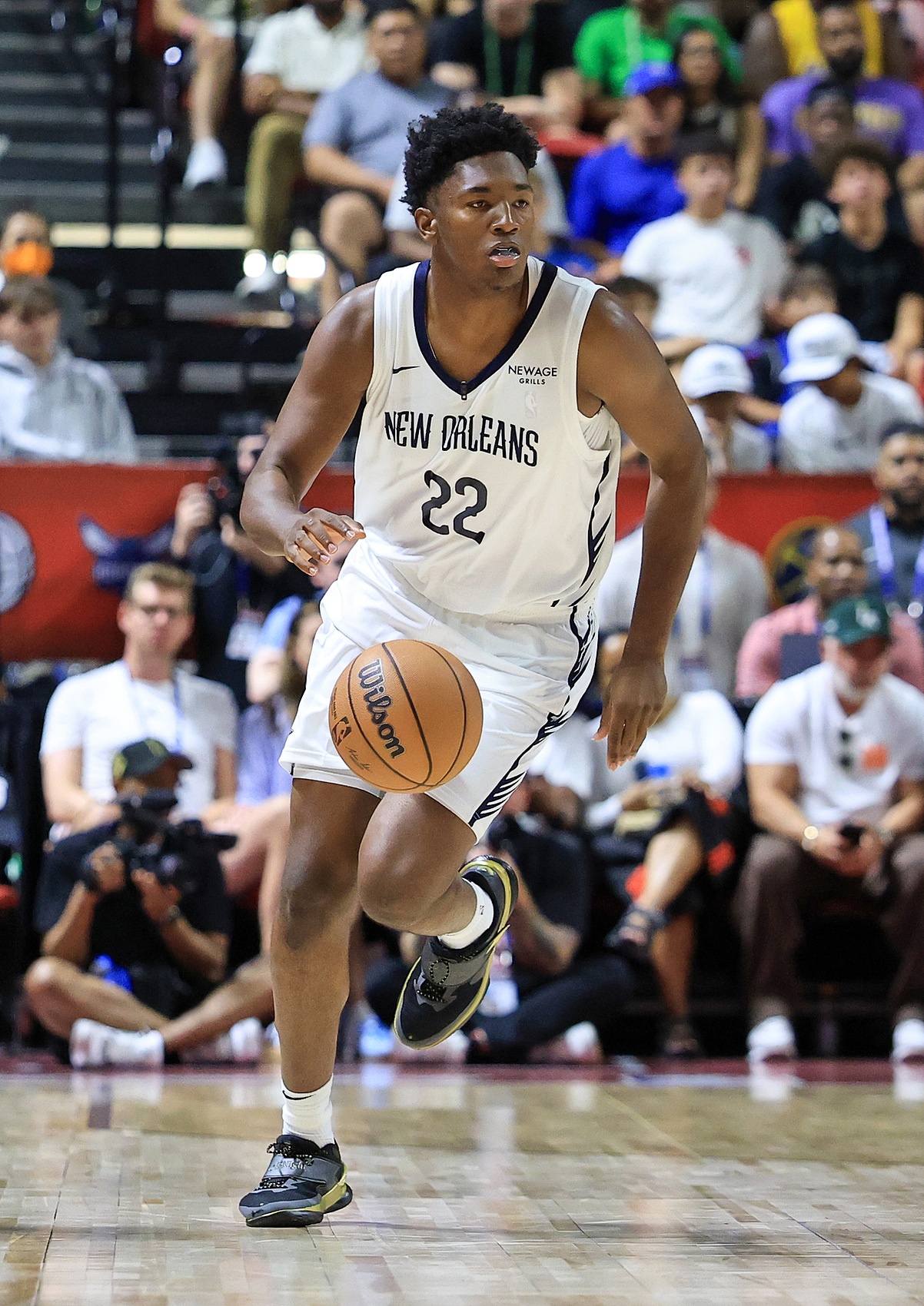 乐鱼app-曾对位小杨！鹈鹕新秀奎因接受左腕舟月韧带修复手术 12周后复查